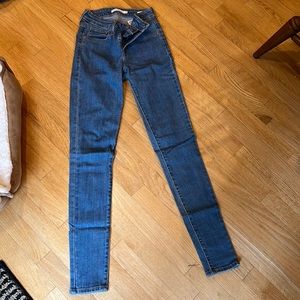 Levi 721 skinny jeans barely worn